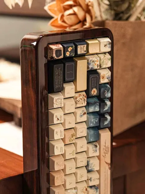 Sealed Garden Keycap Set Photo 15