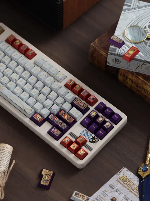 Notre-Dame Archive Keycap Set Photo 10